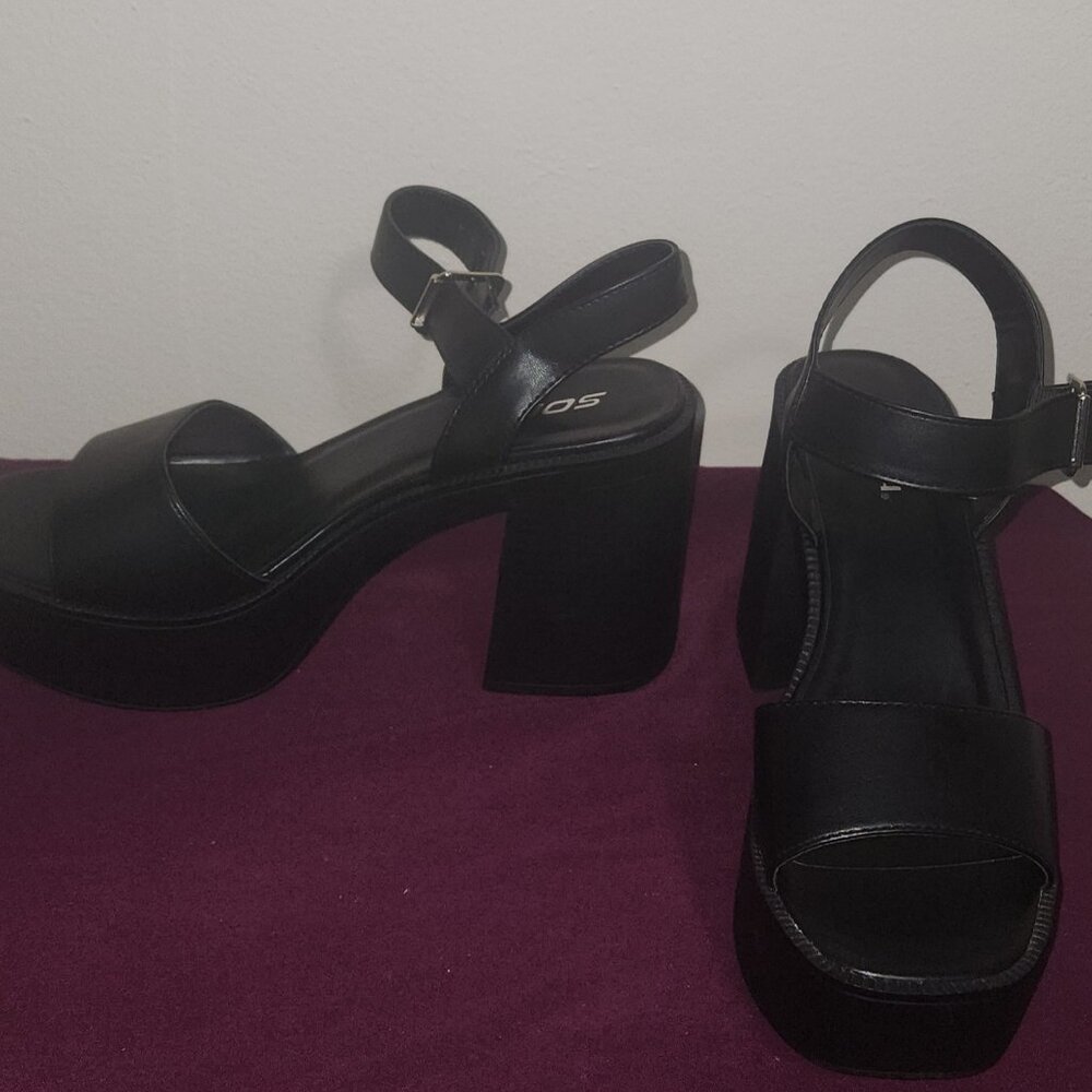 Soda Black Platform Sandals Size 9 - Picture 2 of 9